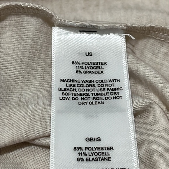 Sherpa Adventure Gear Cream Tank Top, Size Small - Picture 12 of 16